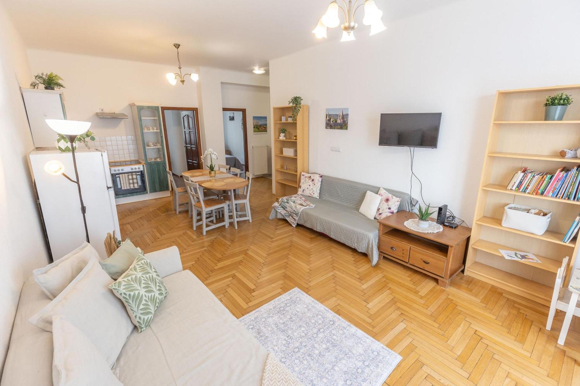 Riverside Balcony Apartment With View To Danube Budapest Kültér fotó